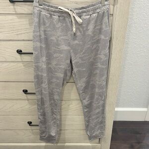 Vuori Gray Camo Joggers